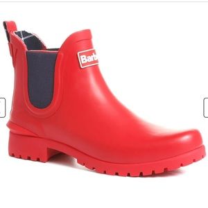 Barbour Rainboot, Size Women’s 10. Never worn.